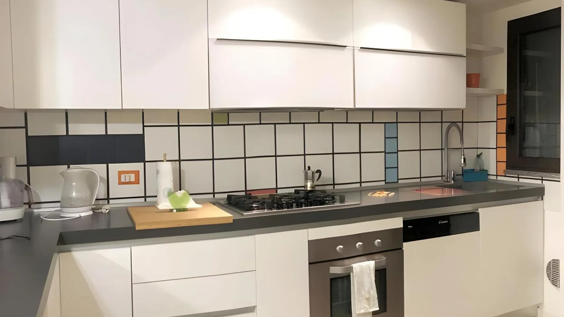 Appartamento La Casa Nel Cortile-Free Parking Milano